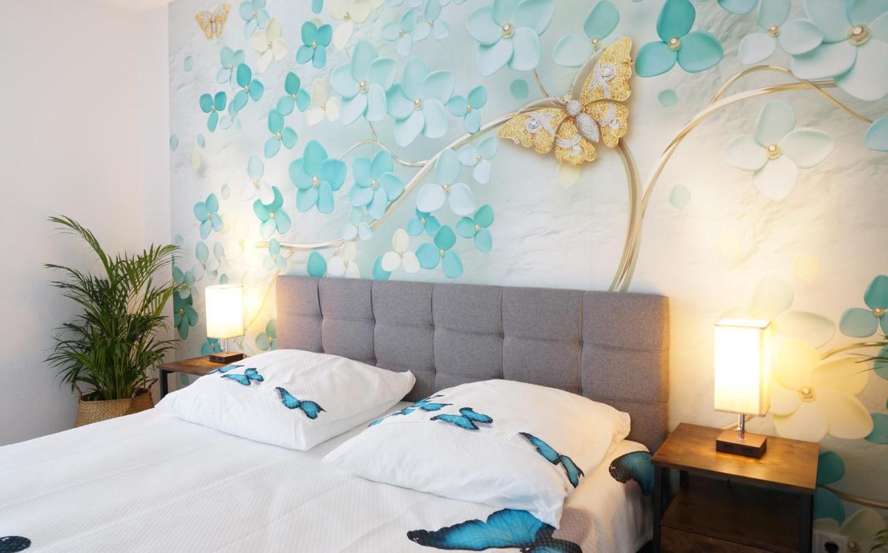 Mein Apartment Flowers Mit Kamin, Bis 10 Personen Frankenthal  Exteriér fotografie